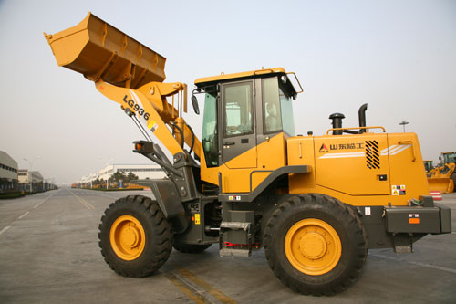chinese wheel loader LG936 made by SDLG