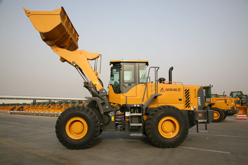 chinese wheel loader LG956 made by SDLG